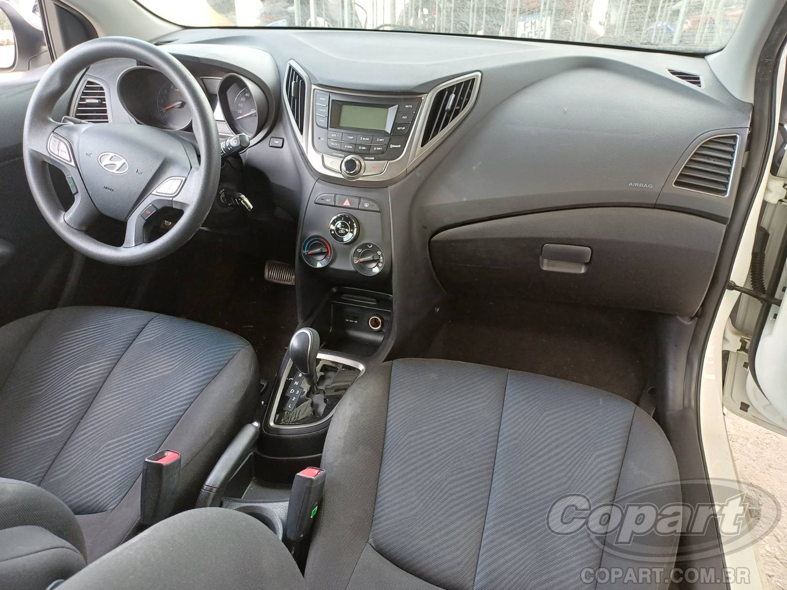 Foto 9 de 10: 2015 HYUNDAI HB20