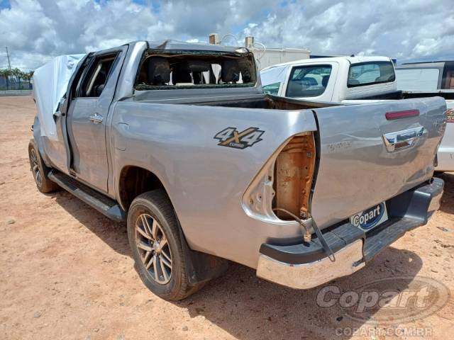 2017 TOYOTA HILUX CD 