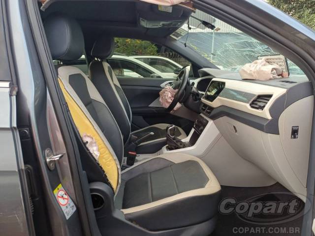 2021 VOLKSWAGEN T-CROSS 
