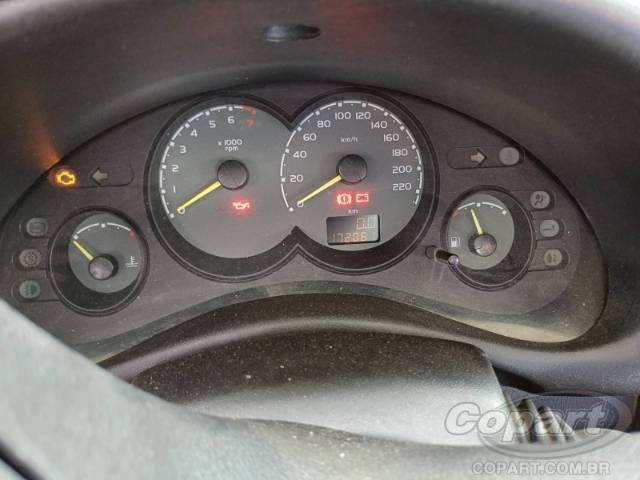 2006 CHEVROLET CLASSIC 