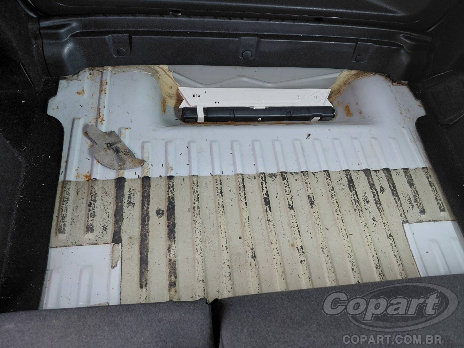 Foto 10 de 15: 2020 FORD ECOSPORT