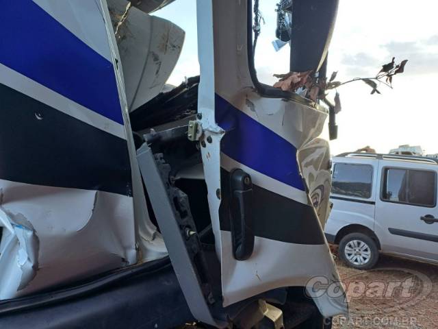 2025 VOLKSWAGEN CONSTELLATION 