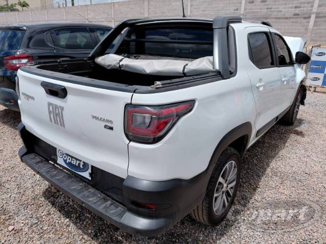 2024 FIAT STRADA CD 