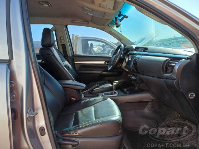 2019 TOYOTA HILUX CD 