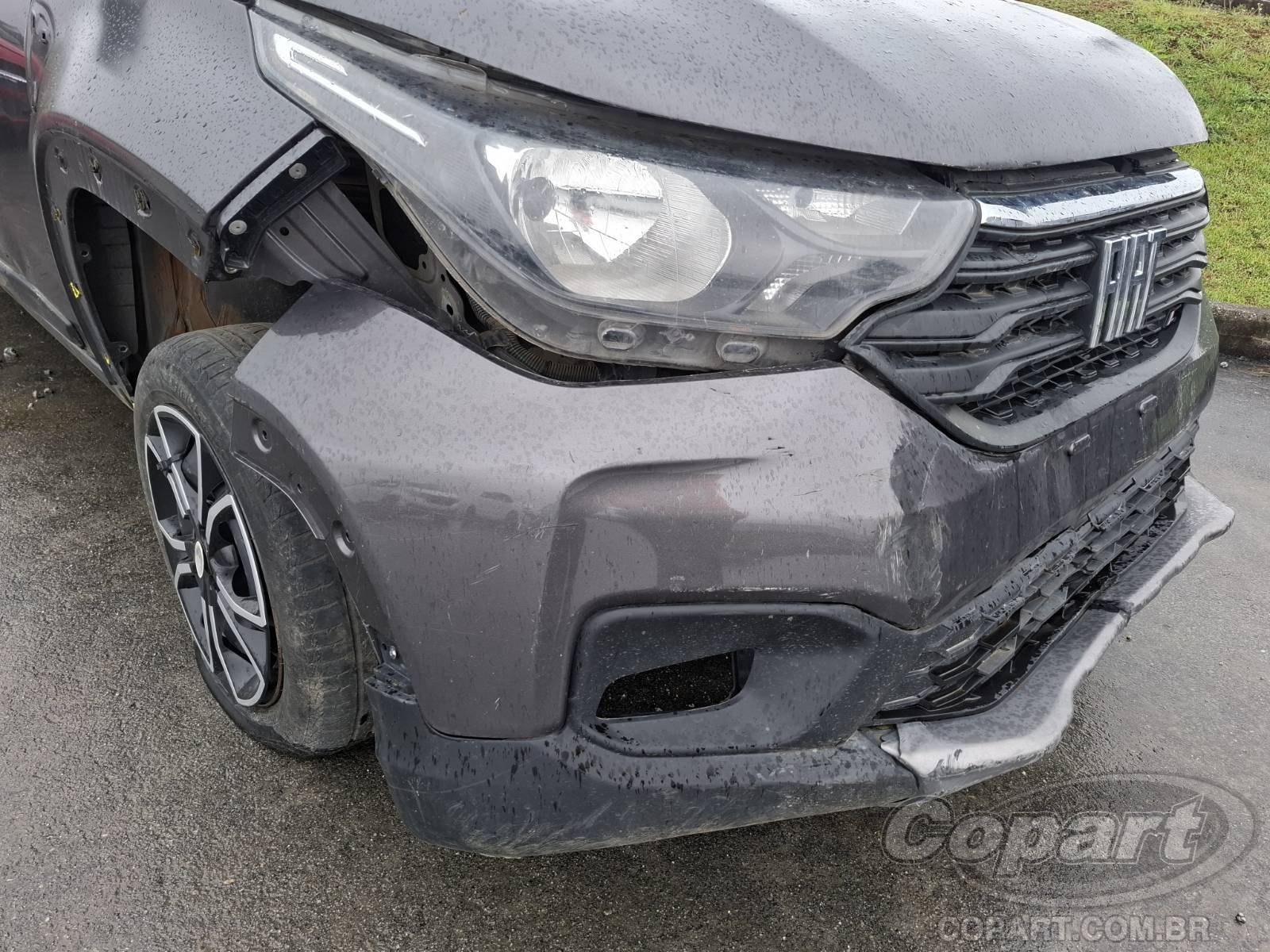 Foto 13 de 15: 2024 FIAT STRADA CD
