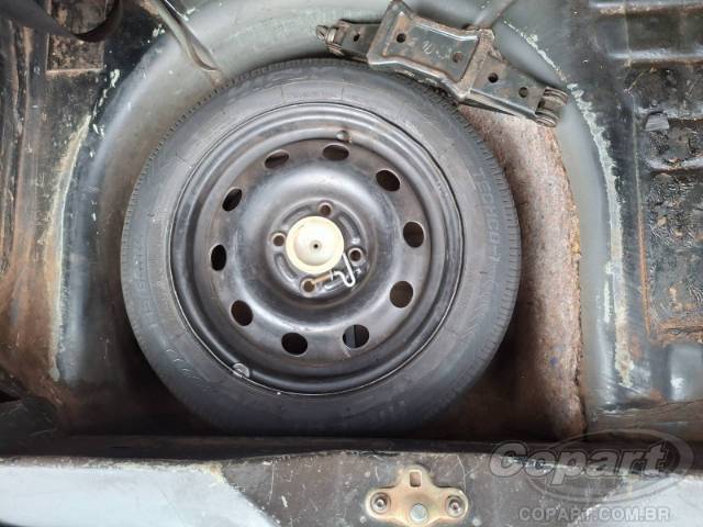 2005 FORD FIESTA 
