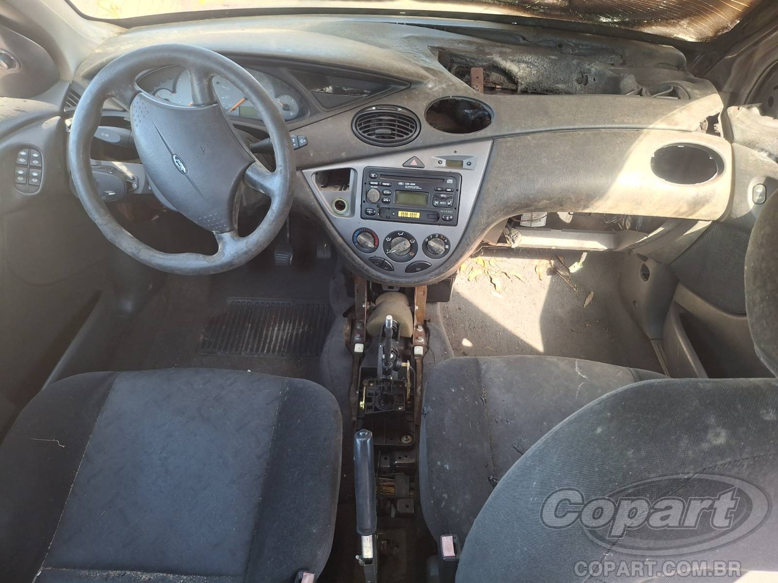 2004 FORD FOCUS — foto 9 de 10