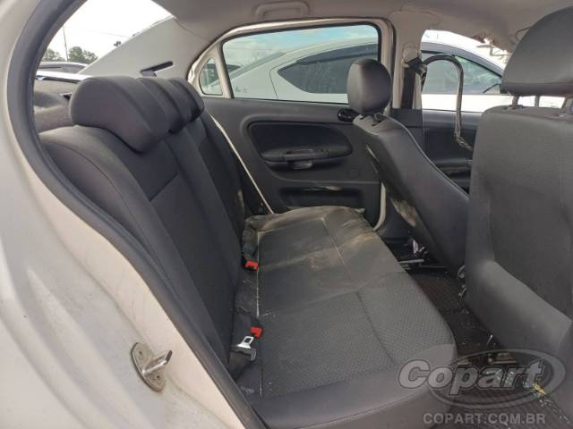 2021 VOLKSWAGEN VOYAGE 