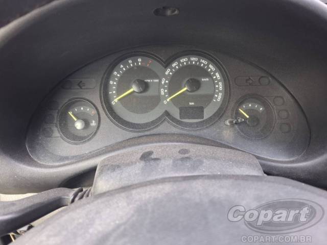 2010 CHEVROLET CLASSIC 