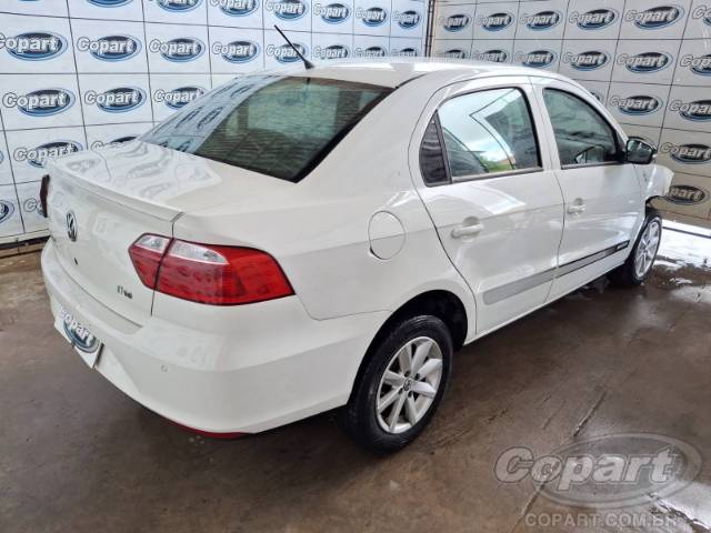 2014 VOLKSWAGEN VOYAGE 