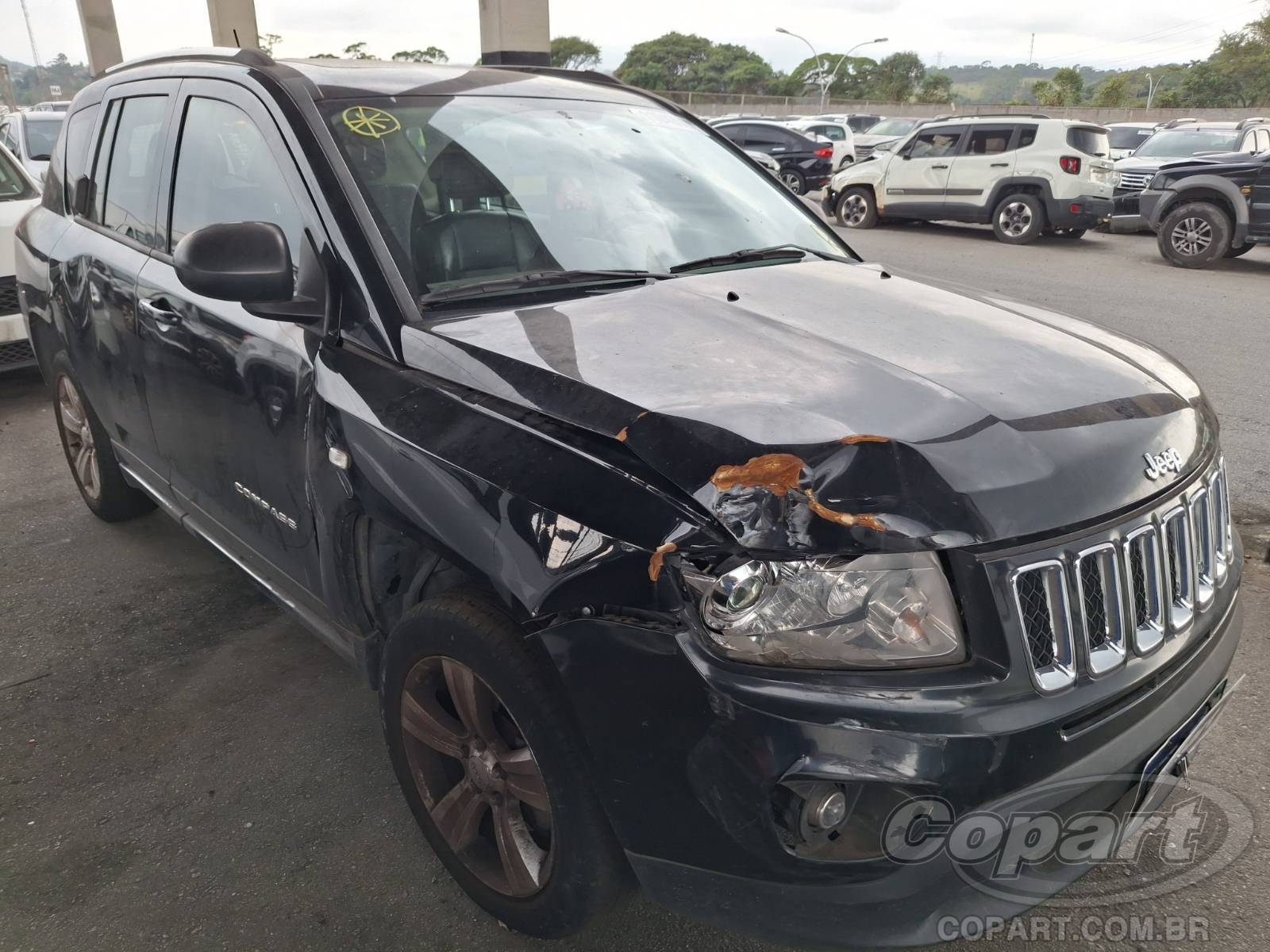 Veículo Fiat Compass JEEP COMPASS 2013 2013 em leilão