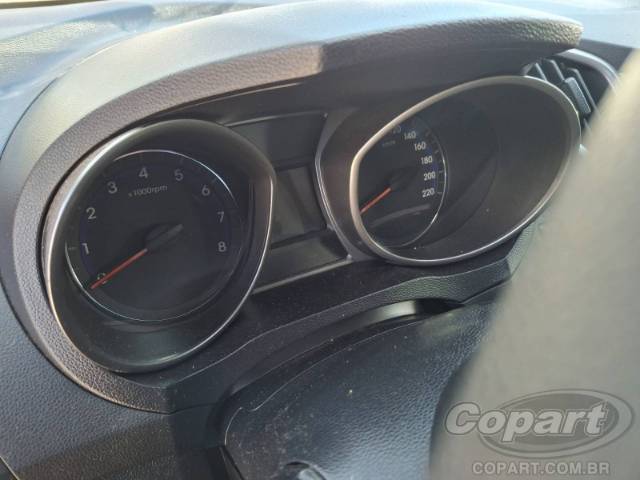 2015 HYUNDAI HB20 