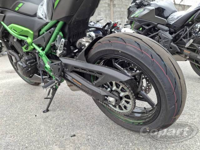 2026 KAWASAKI Z900 