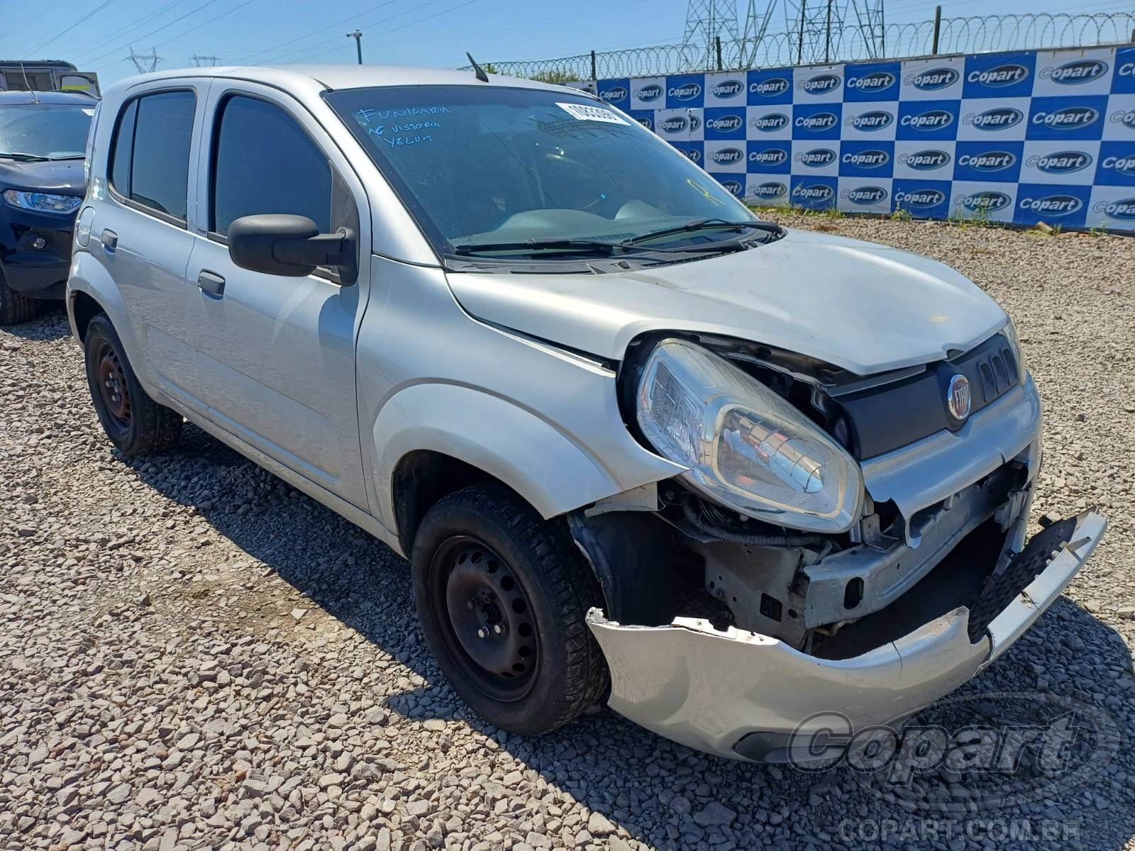 Veículo Fiat Uno Fiat Uno Attractive 1.0 Evo 2015 2015 em leilão