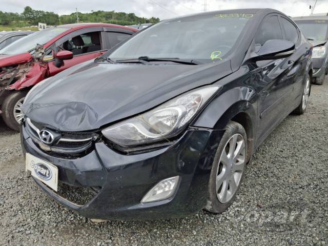 2013 HYUNDAI ELANTRA 