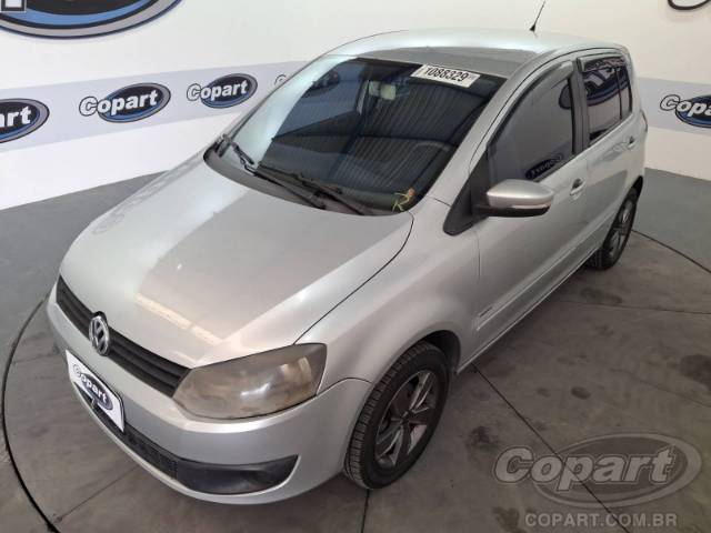 2013 VOLKSWAGEN FOX 