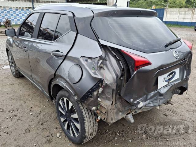 2020 NISSAN KICKS 