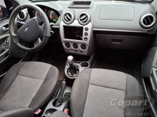 2011 FORD FIESTA 
