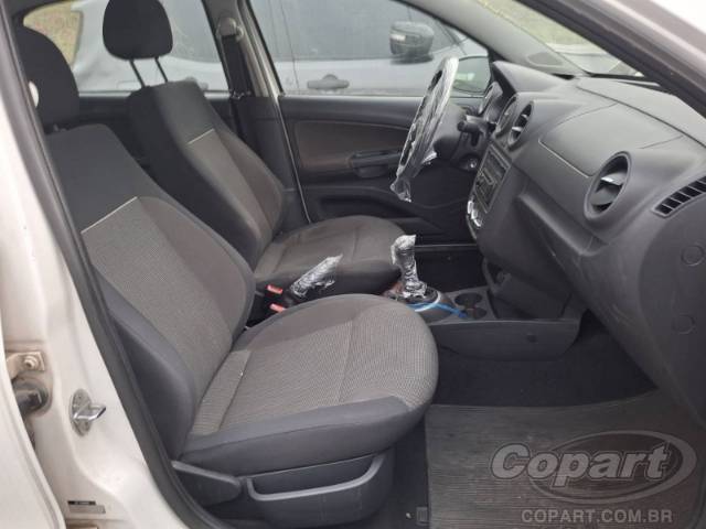 2014 VOLKSWAGEN GOL 
