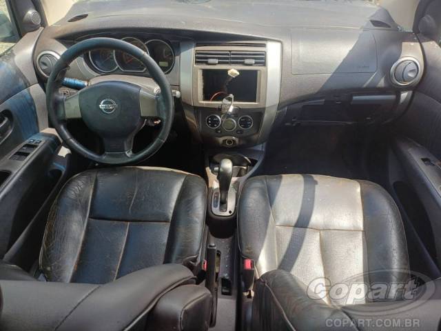 2012 NISSAN GRAND LIVINA 