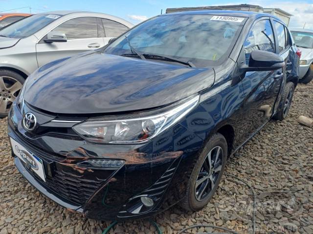 2022 TOYOTA YARIS 