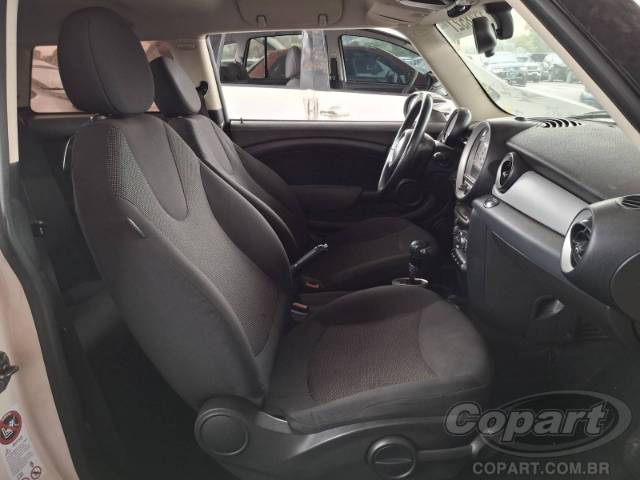 2013 MINI COOPER 