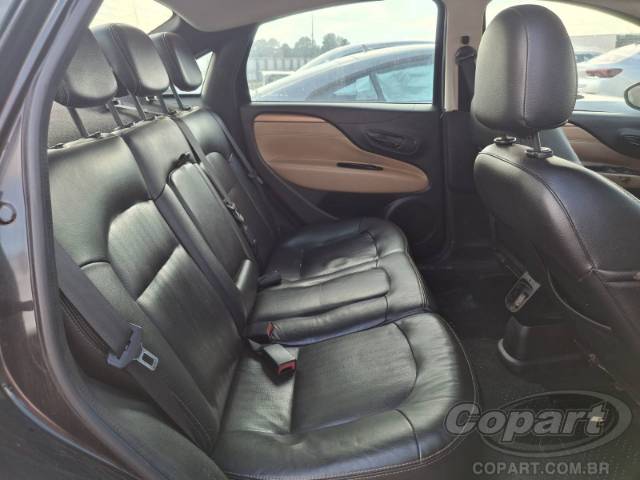 2015 FIAT LINEA 