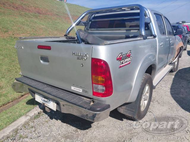 2011 TOYOTA HILUX CD 