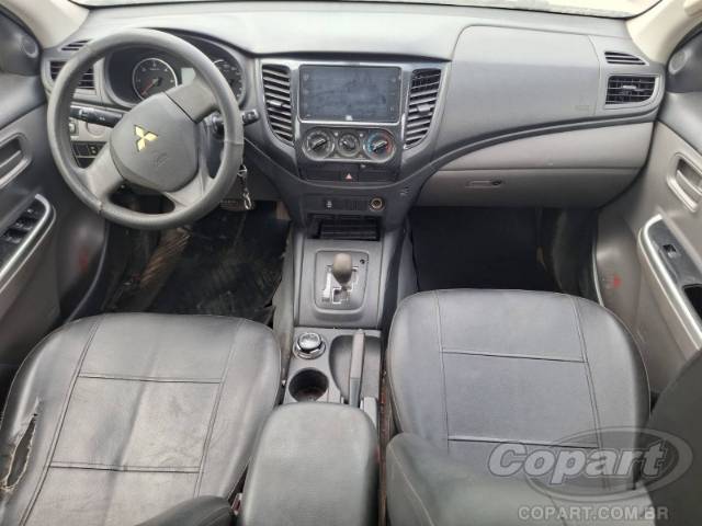 2021 MITSUBISHI L200 TRITON 