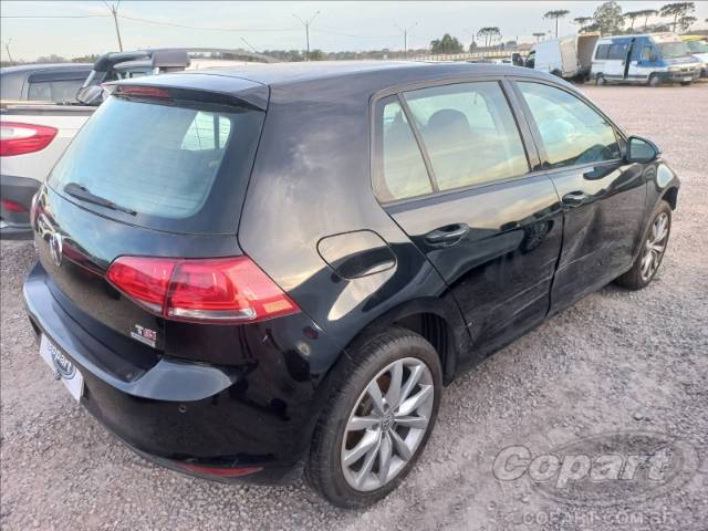 2015 VOLKSWAGEN GOLF 