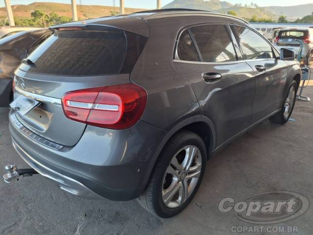 2017 MERCEDES BENZ GLA 