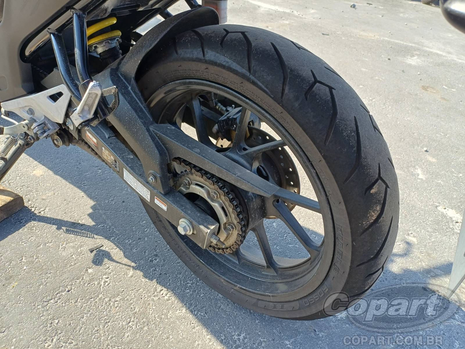 Foto 7 de 10: 2024 YAMAHA FZ15