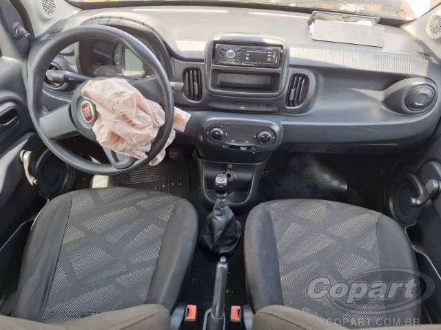 2017 FIAT MOBI 