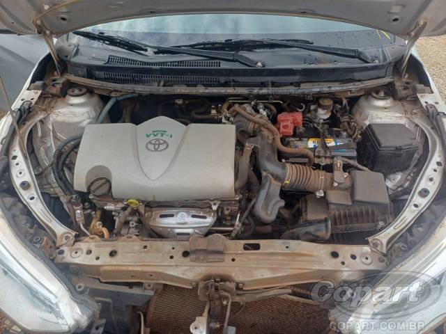 2019 TOYOTA YARIS SEDA 