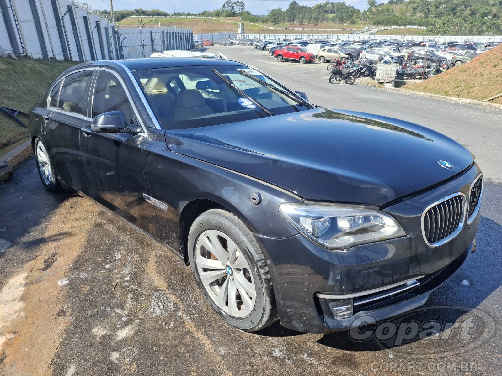 Veículo BMW SERIE 7 BMW SERIE 7 2015 2015 em leilão