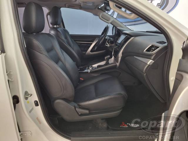 2020 MITSUBISHI PAJERO SPORT 