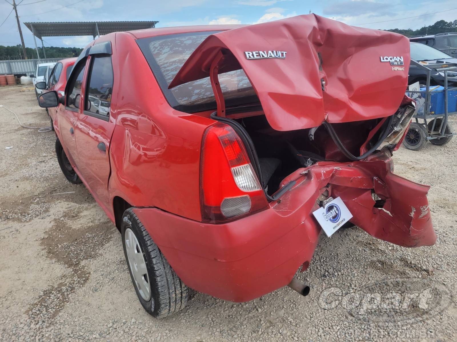 Foto 3: 2010 RENAULT LOGAN