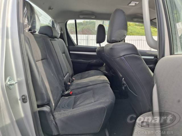 2024 TOYOTA HILUX CD 