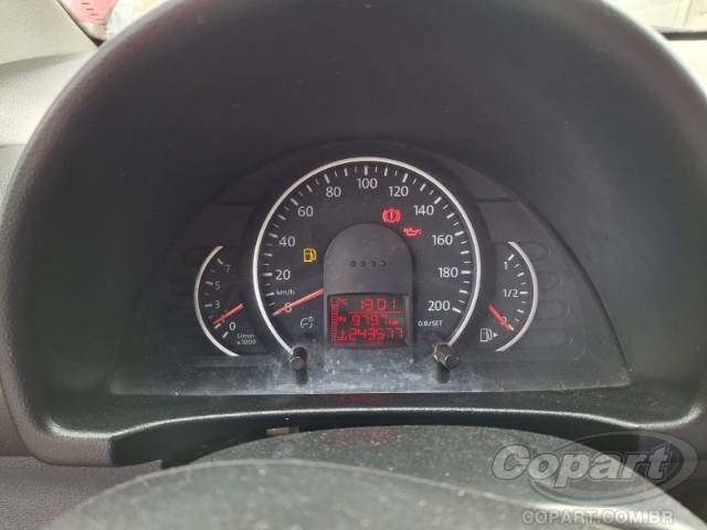 2010 VOLKSWAGEN FOX 