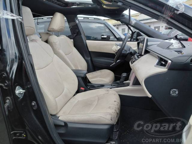 2024 TOYOTA COROLLA CROSS 