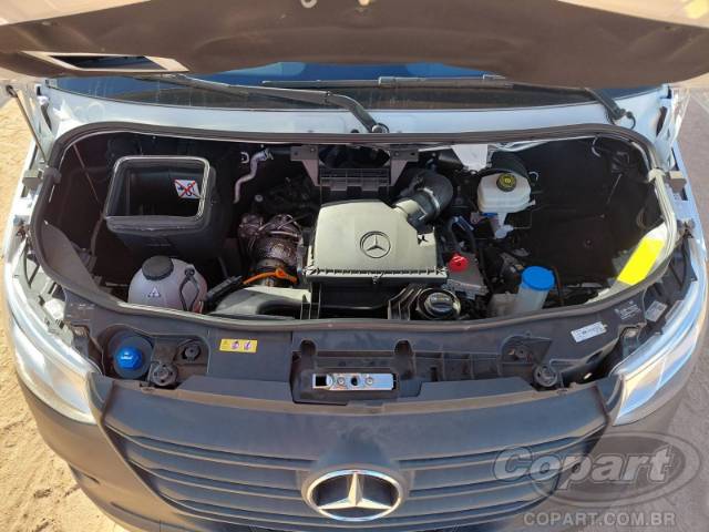 2025 MERCEDES BENZ SPRINTER TRUCK 
