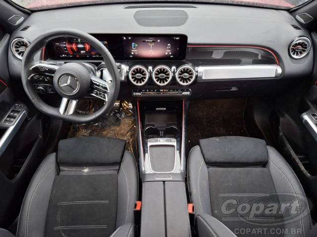 2026 MERCEDES BENZ GLB 