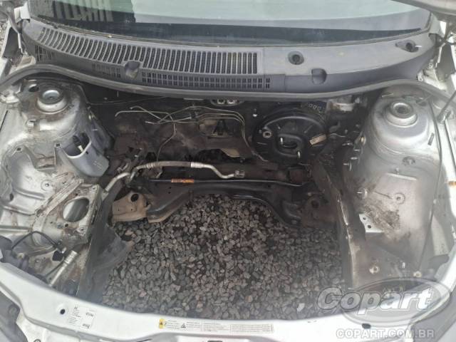 2015 VOLKSWAGEN VOYAGE 