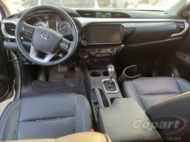 2024 TOYOTA HILUX CD 