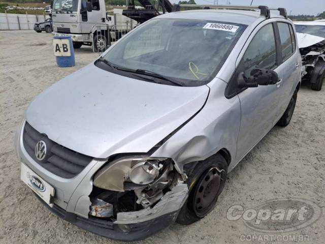2010 VOLKSWAGEN FOX 