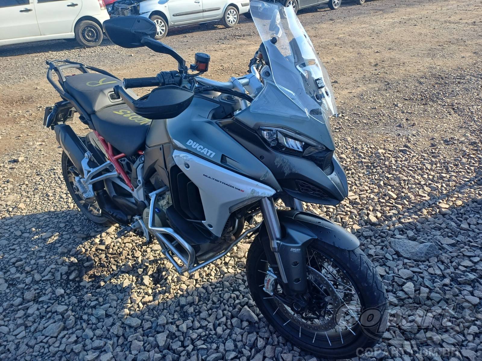 DUCATI MULTISTRADA 2023 Colisão Pequena Monta