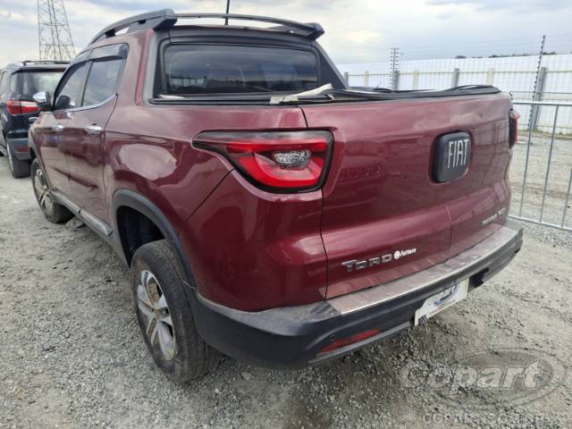 2017 FIAT TORO 
