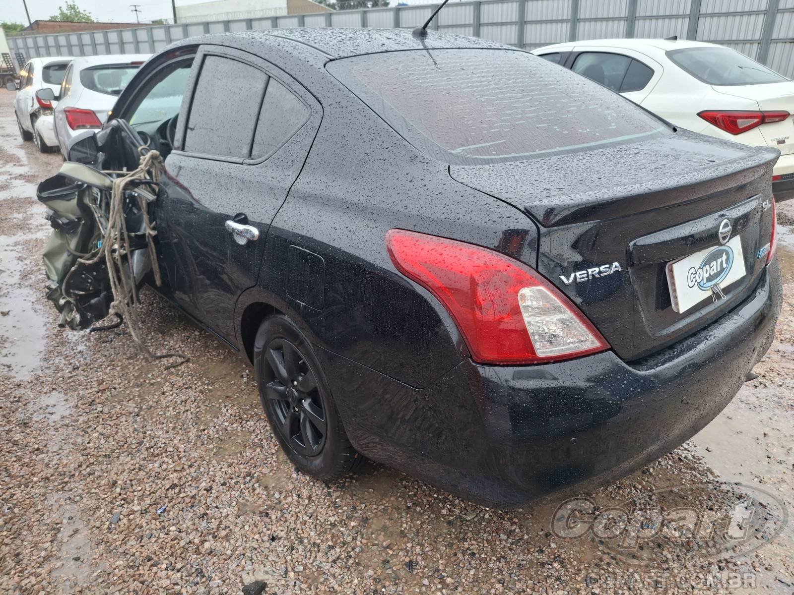Foto 3: 2014 NISSAN VERSA
