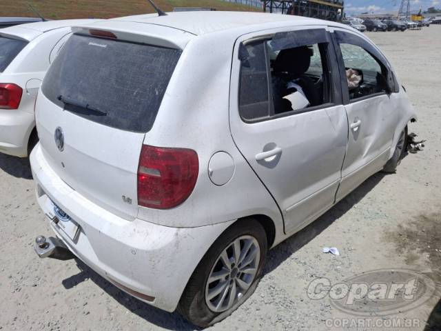 2014 VOLKSWAGEN FOX 