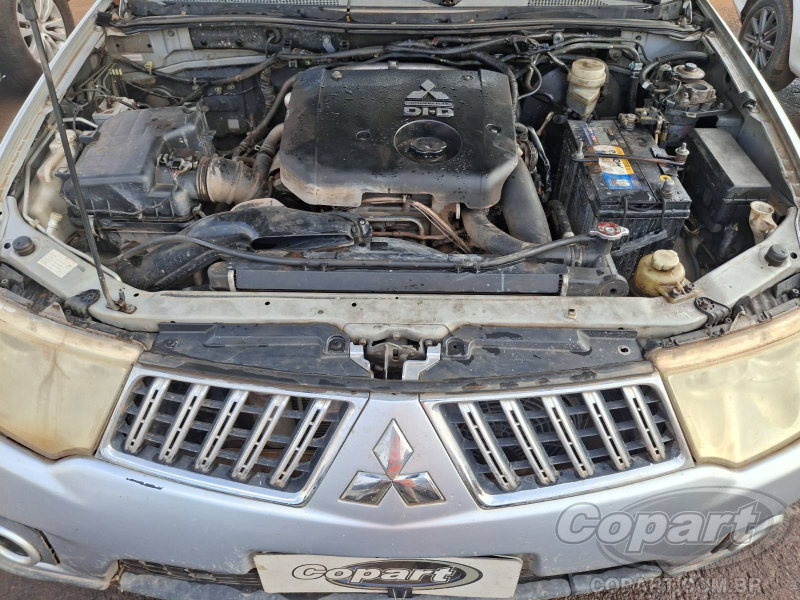 2010 MITSUBISHI PAJERO DAKAR — foto 7 de 10